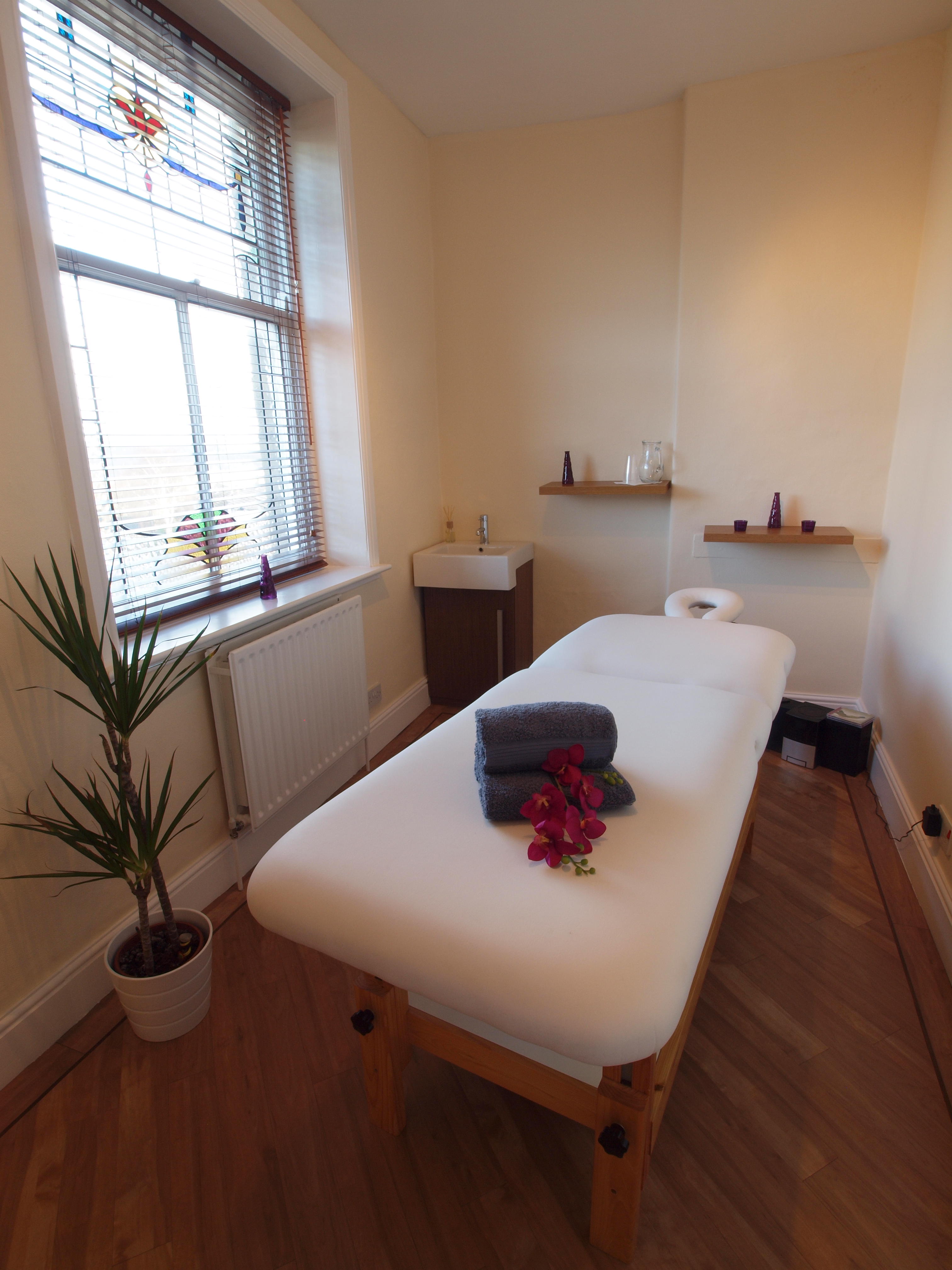 Laser Hair Removal Room - inCleanse.co.uk